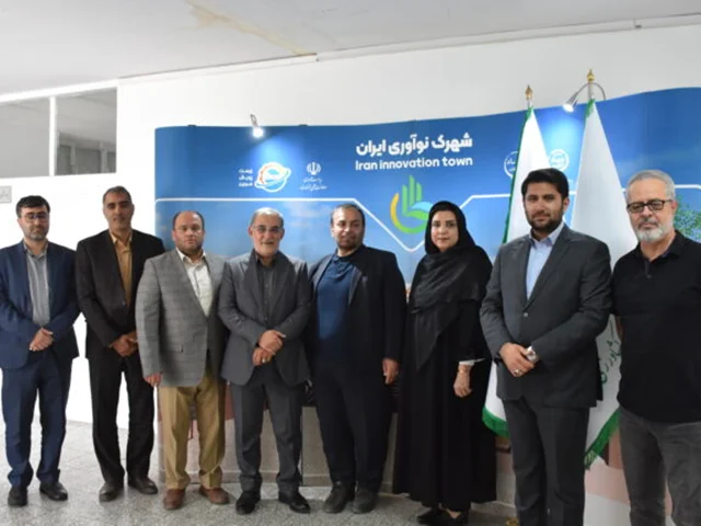 موسسه جهاد استقلال با حضور شرکتهای دانش بنیان، یک دهکده پیشرفته در بخش کشاورزی را به زودی افتتاح میکند.